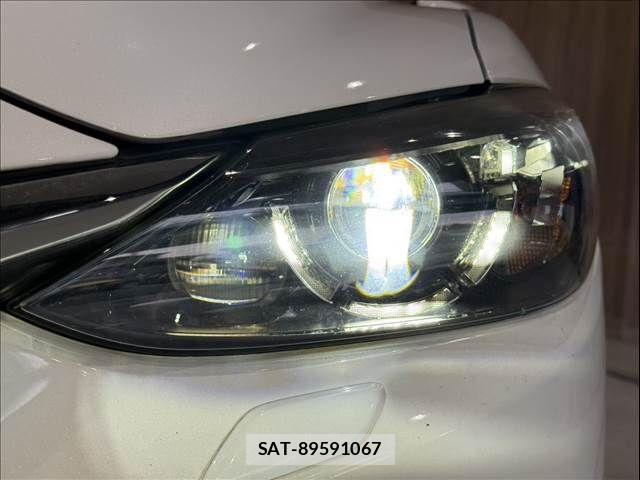 Mazda ATENZA WAGON 2017-03 8880628-12