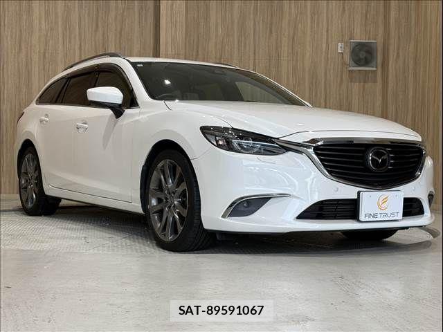 Mazda ATENZA WAGON 2017-03 8880628-16