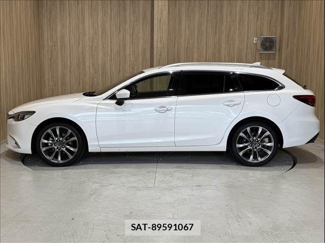 Mazda ATENZA WAGON 2017-03 8880628-21