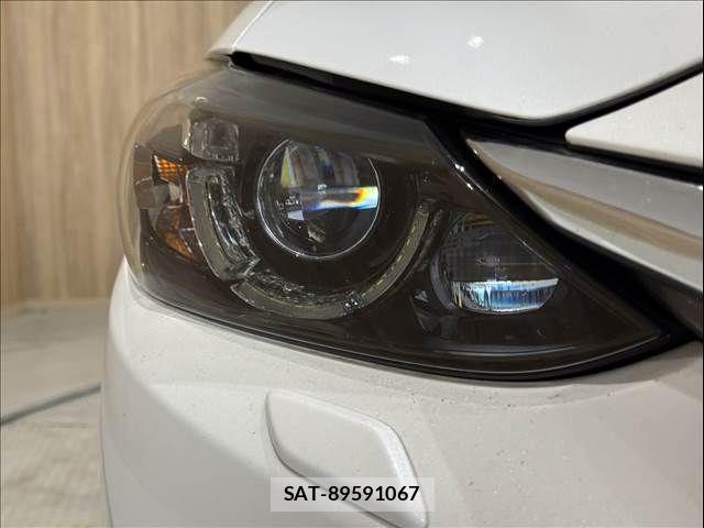 Mazda ATENZA WAGON 2017-03 8880628-24