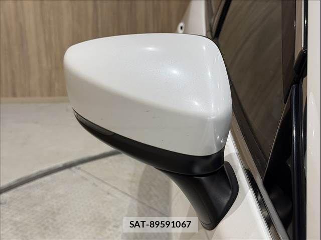Mazda ATENZA WAGON 2017-03 8880628-27