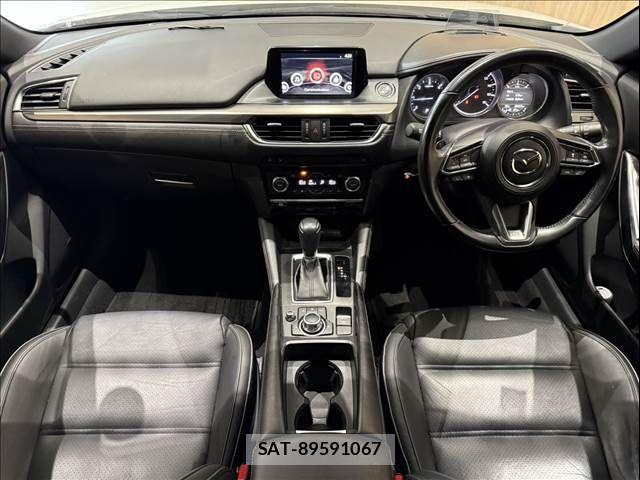 Mazda ATENZA WAGON 2017-03 8880628-2
