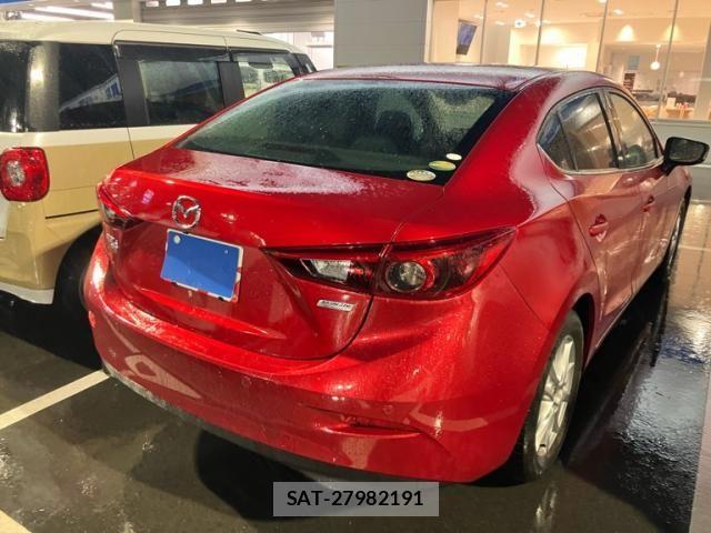 Mazda AXELA 2014-02 6245417-1