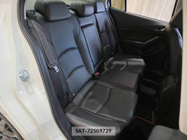 Mazda AXELA 2016-02 6264941-10