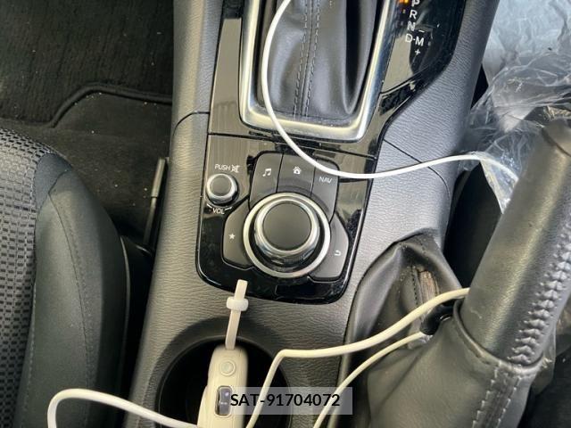 Mazda AXELA 2017-06 6908006-20