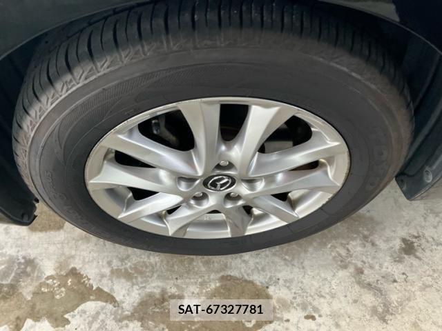 Mazda AXELA 2015-02 7057057-11