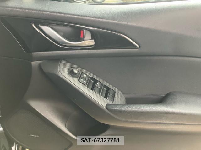 Mazda AXELA 2015-02 7057057-12