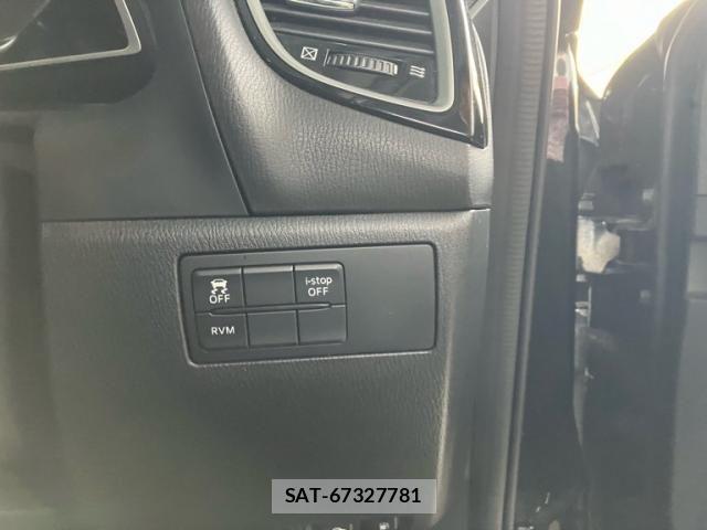 Mazda AXELA 2015-02 7057057-13