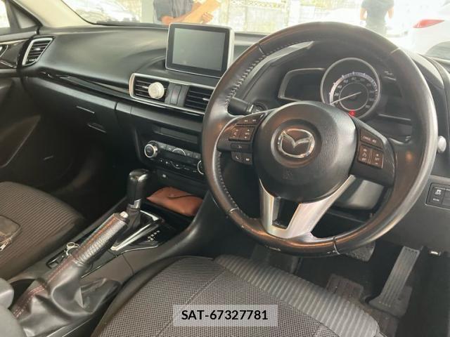 Mazda AXELA 2015-02 7057057-14