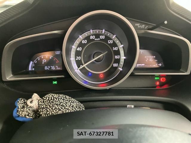 Mazda AXELA 2015-02 7057057-19