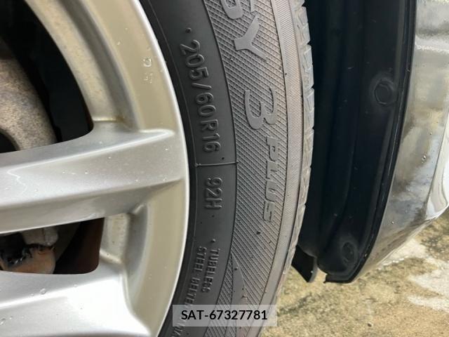 Mazda AXELA 2015-02 7057057-3