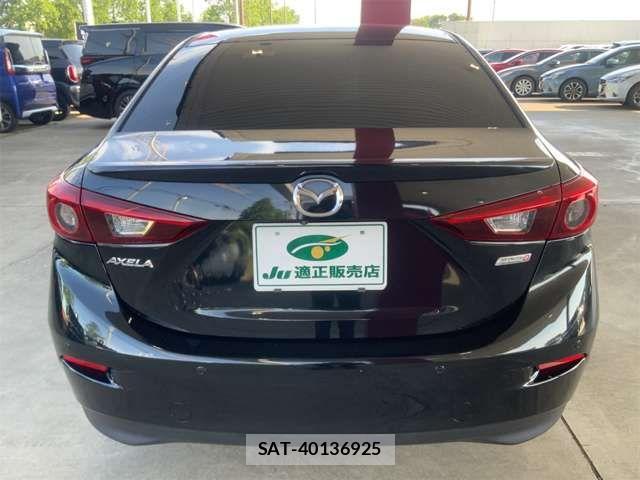 Mazda AXELA 2017-09 7221315-8