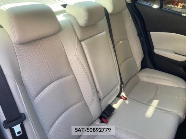 Mazda AXELA 2017-09 7221313-10