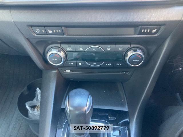 Mazda AXELA 2017-09 7221313-15