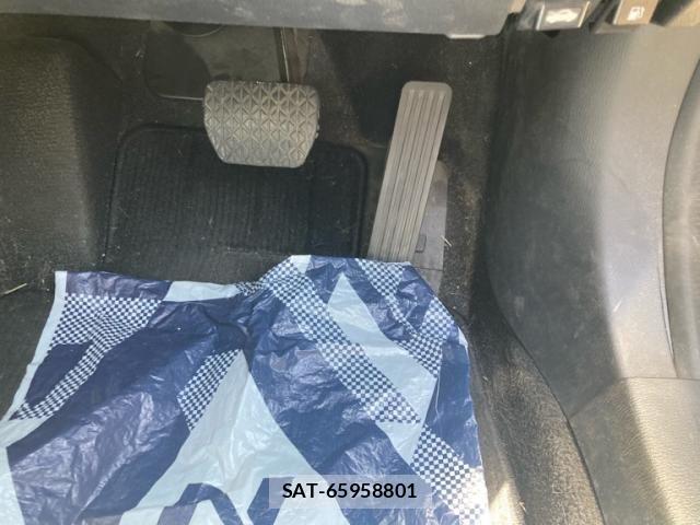 Mazda AXELA 2018-04 7328186-19