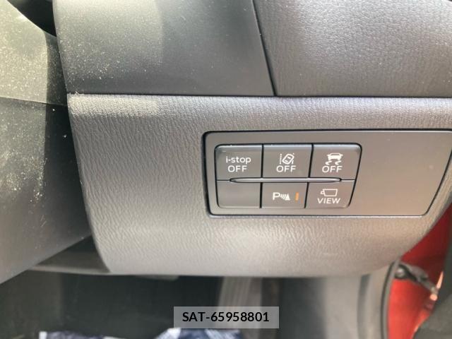 Mazda AXELA 2018-04 7328186-21
