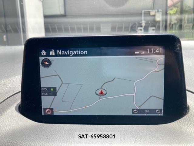 Mazda AXELA 2018-04 7328186-24