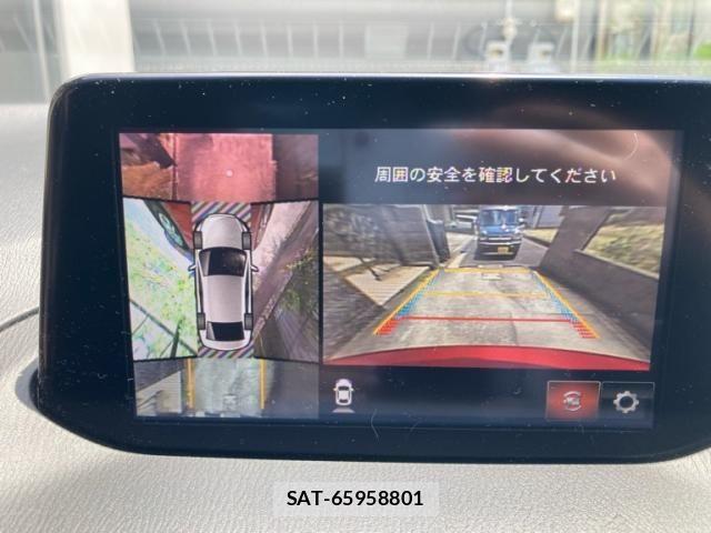 Mazda AXELA 2018-04 7328186-26