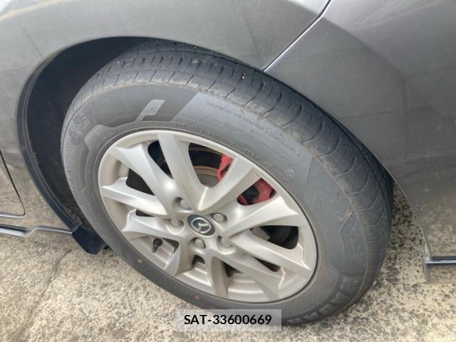 Mazda AXELA 2017-01 7358621-9