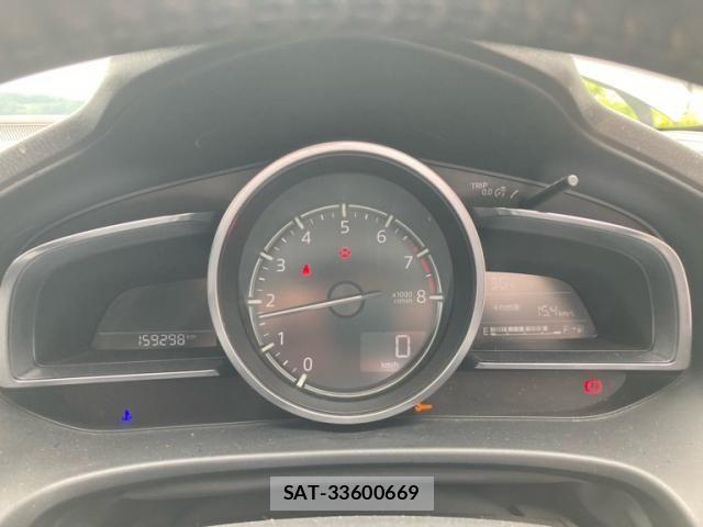 Mazda AXELA 2017-01 7358621-22
