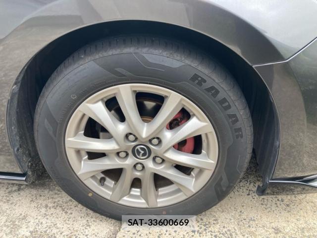 Mazda AXELA 2017-01 7358621-6