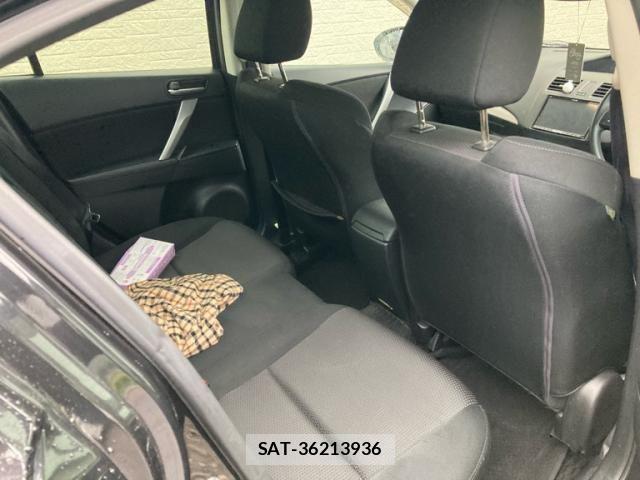Mazda AXELA 2012-05 7358625-15