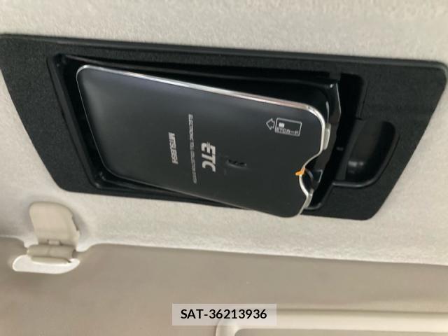 Mazda AXELA 2012-05 7358625-25