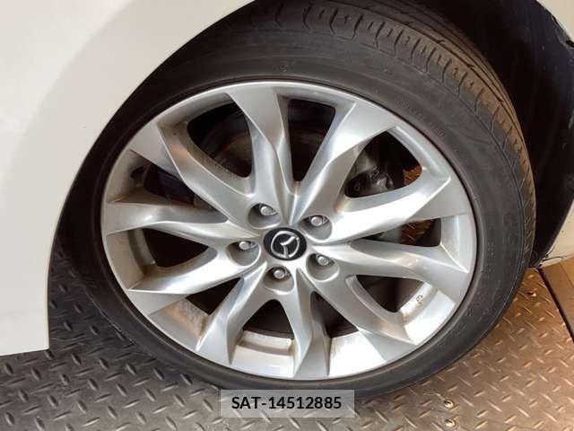Mazda AXELA 2015-09 7455553-11