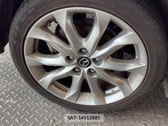Mazda AXELA 2015-09 7455553-12