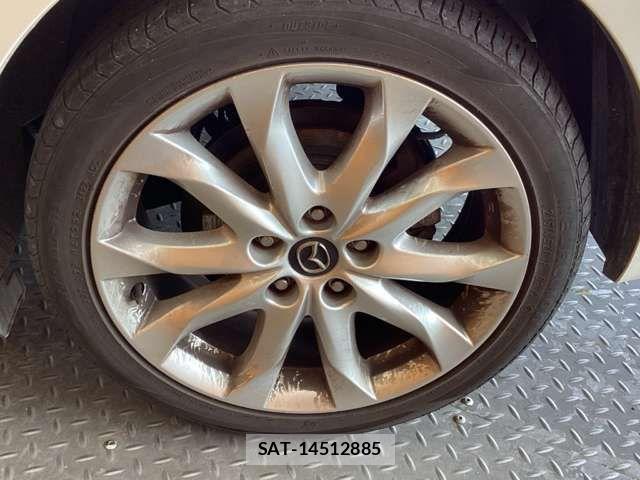Mazda AXELA 2015-09 7455553-13