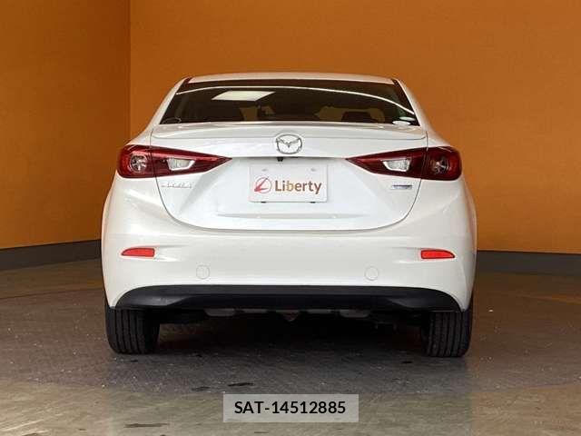 Mazda AXELA 2015-09 7455553-7