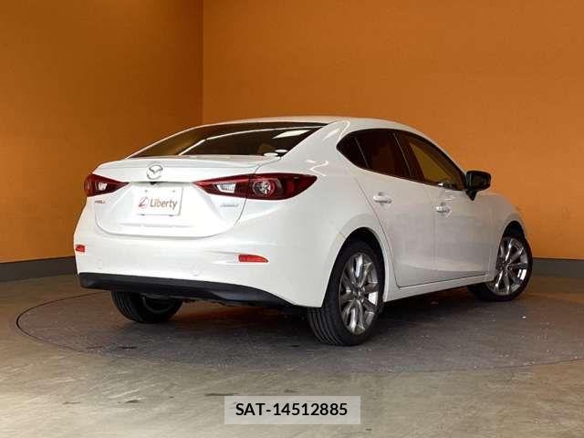 Mazda AXELA 2015-09 7455553-8