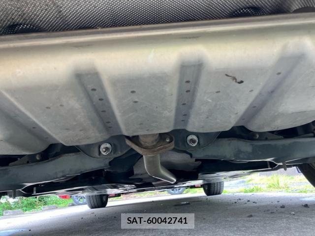 Mazda AXELA 2015-10 7562389-10
