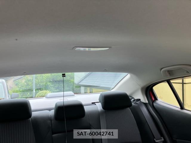 Mazda AXELA 2015-10 7562389-23