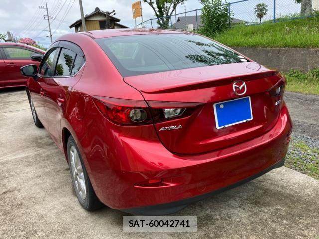 Mazda AXELA 2015-10 7562389-4