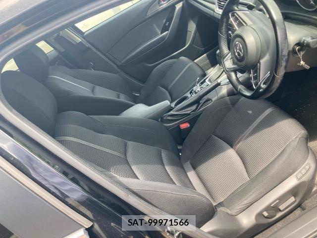 Mazda AXELA 2018-03 7562387-9