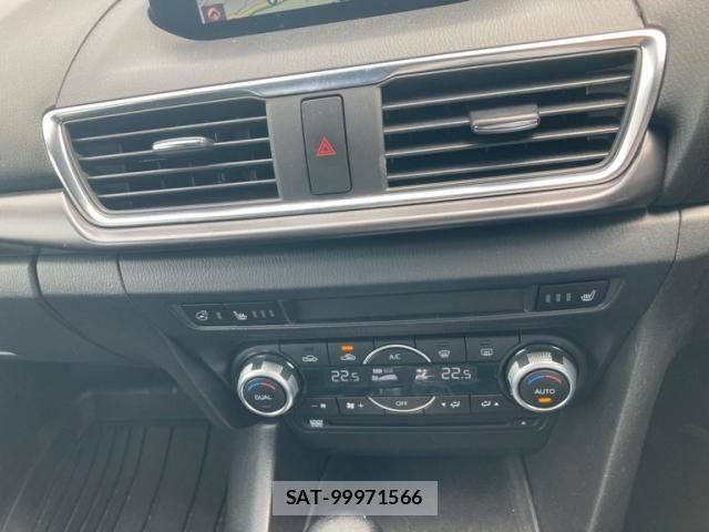 Mazda AXELA 2018-03 7562387-15