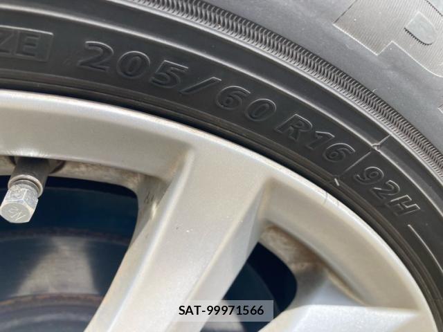 Mazda AXELA 2018-03 7562387-6