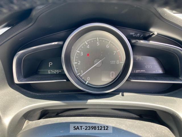 Mazda AXELA 2017-09 7617842-24