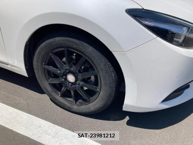 Mazda AXELA 2017-09 7617842-7