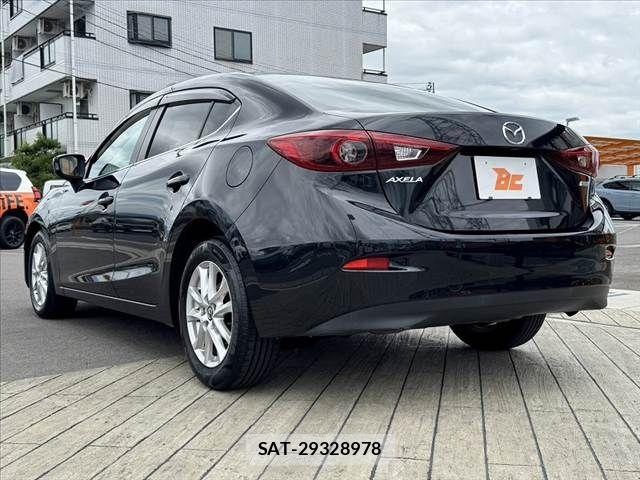 Mazda AXELA 2014-03 7617841-14