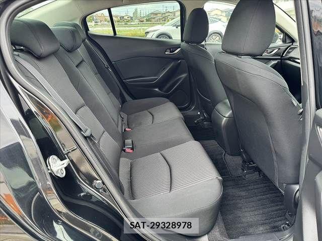Mazda AXELA 2014-03 7617841-17