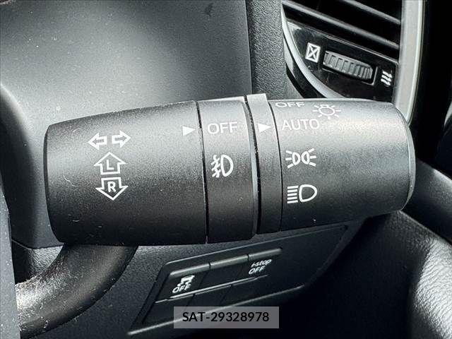 Mazda AXELA 2014-03 7617841-21