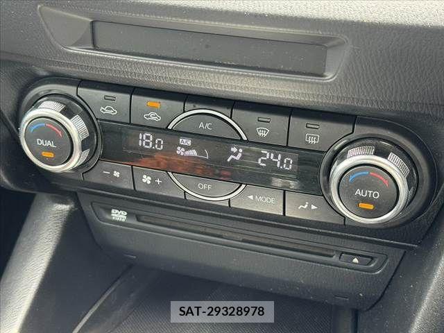 Mazda AXELA 2014-03 7617841-23