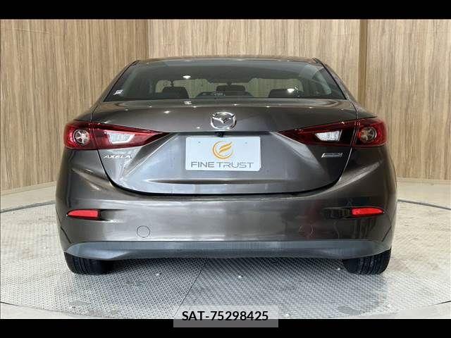 Mazda AXELA 2014-07 7725322-19