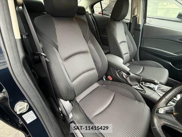Mazda AXELA 2016-02 7786734-15