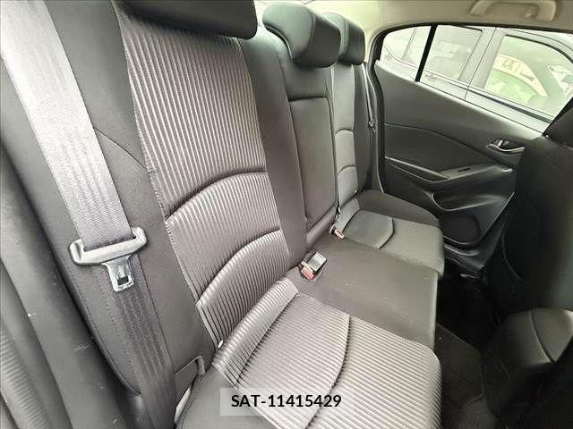 Mazda AXELA 2016-02 7786734-17