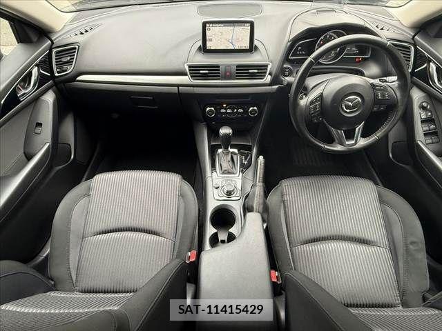 Mazda AXELA 2016-02 7786734-1