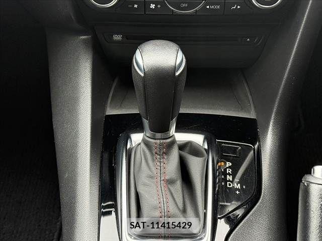 Mazda AXELA 2016-02 7786734-27