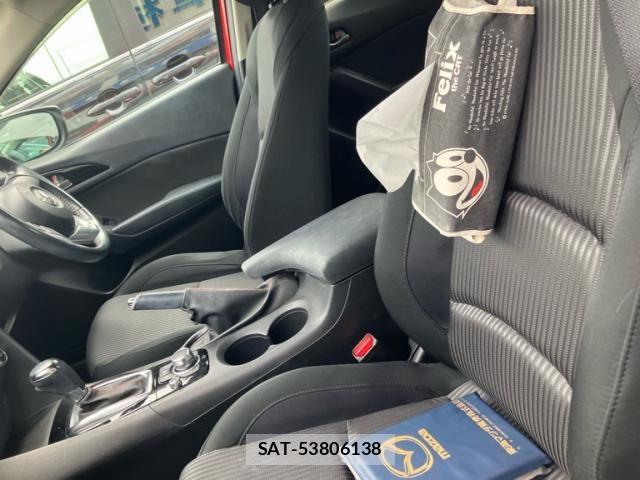 Mazda AXELA 2015-08 7877550-12